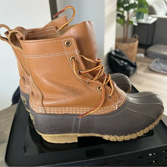 L.L. Bean Women’s Bean Boot 8” - Picture 4 of 8